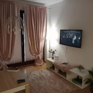 Suzanna Apartament Warszawa